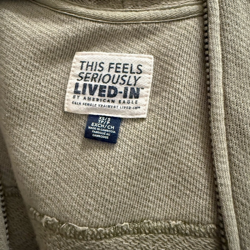 American Eagle Outfitters Olive Zip-Up Sweater - Picture 5 of 6